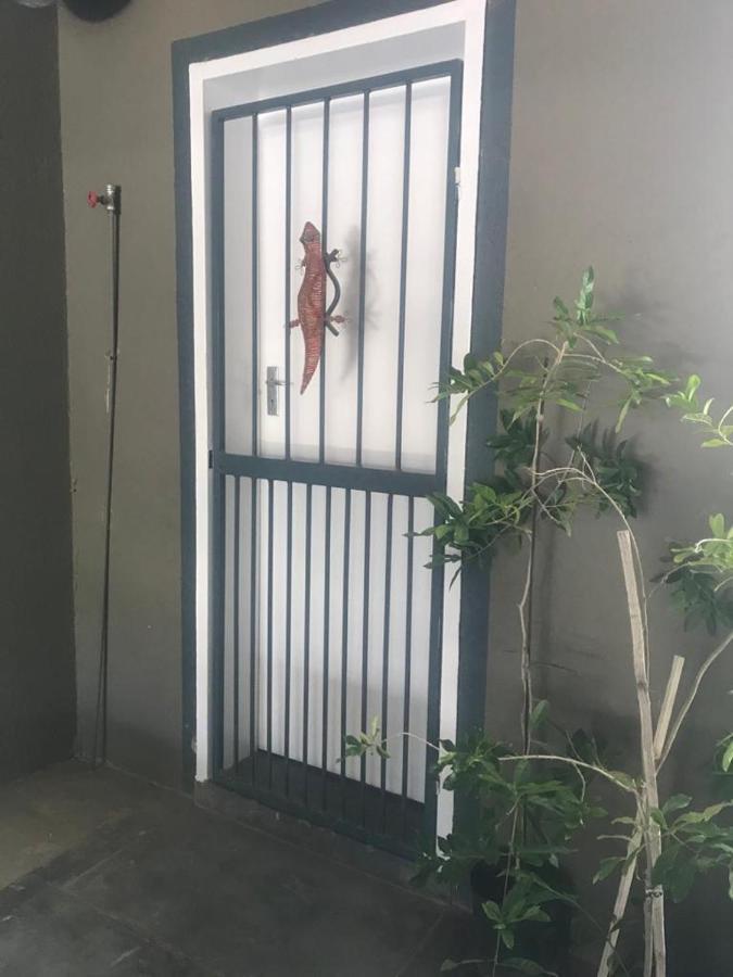 Urbanlife Keetmanshoop Accommodation المظهر الخارجي الصورة