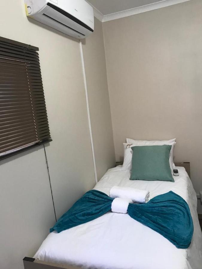 Urbanlife Keetmanshoop Accommodation المظهر الخارجي الصورة