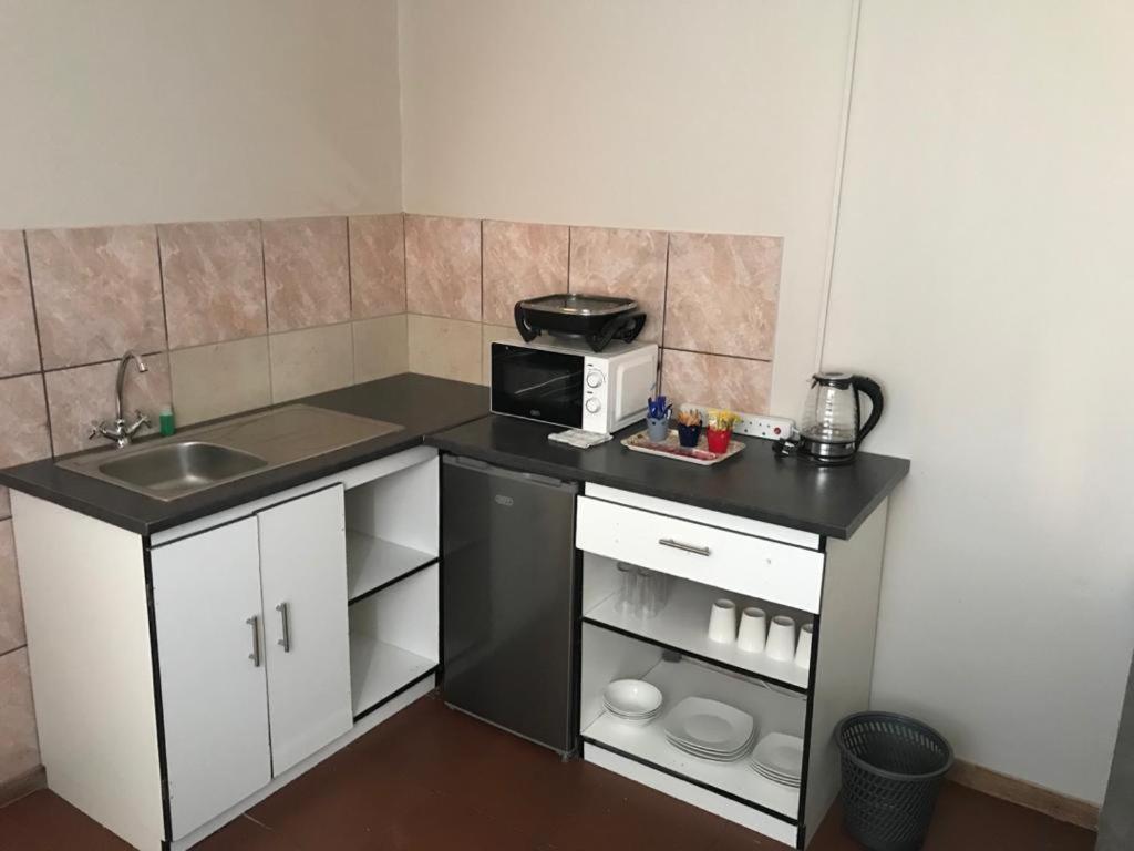 Urbanlife Keetmanshoop Accommodation المظهر الخارجي الصورة