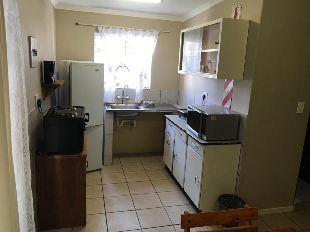 Urbanlife Keetmanshoop Accommodation المظهر الخارجي الصورة